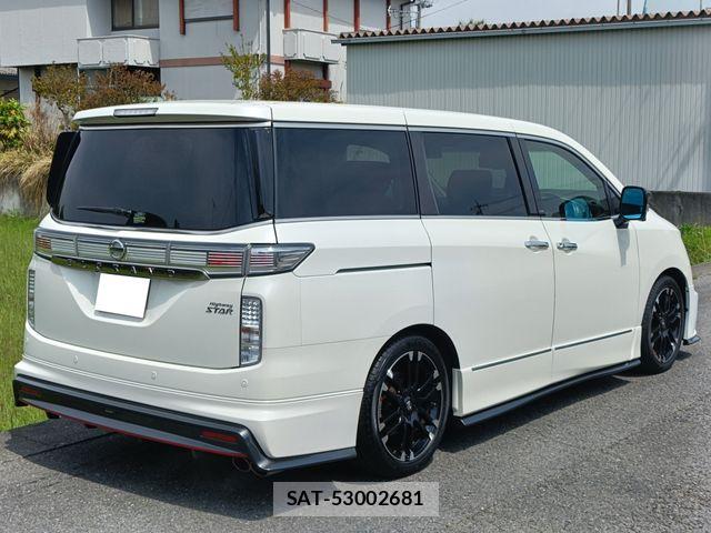 Nissan ELGRAND 2019-08 6611728-1
