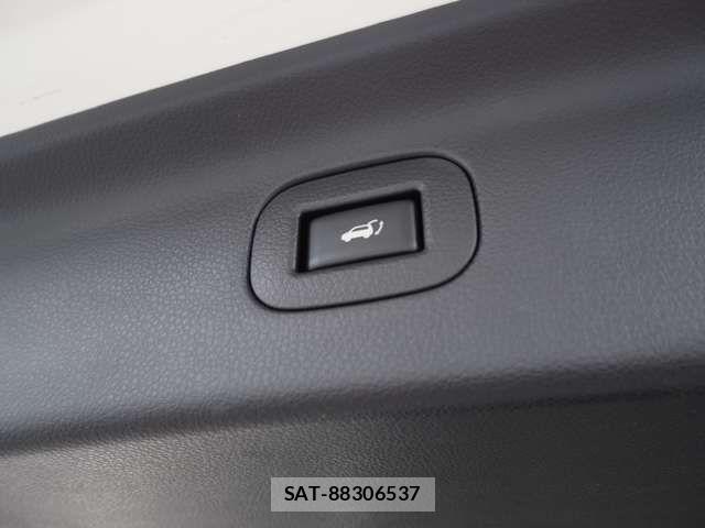 Nissan ELGRAND 2014-01 6751468-13