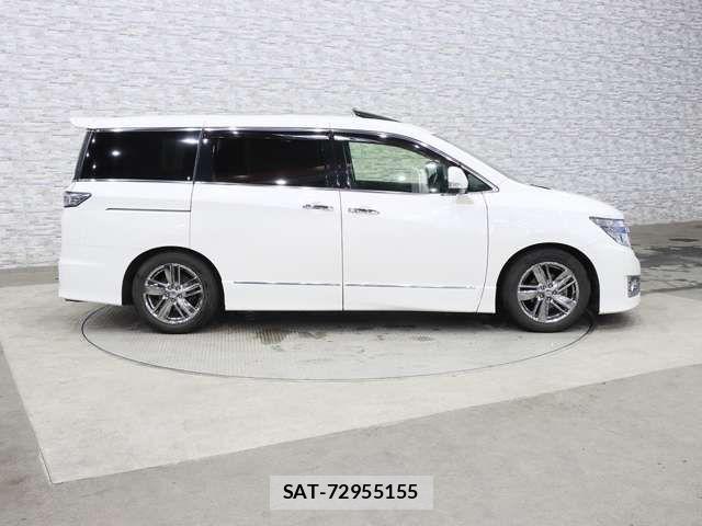 Nissan ELGRAND 2011-02 6814840-13