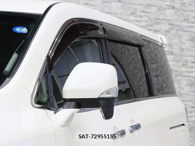 Nissan ELGRAND 2011-02 6814840-18