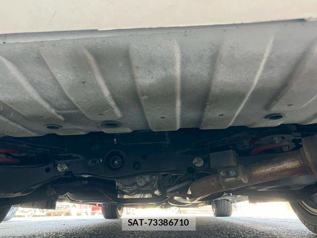 Nissan ELGRAND 2020-07 6904740-29