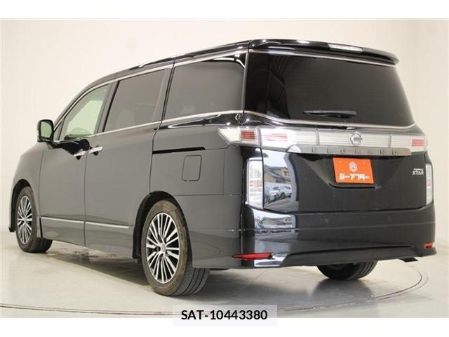 Nissan ELGRAND 2021-03 6904735-9