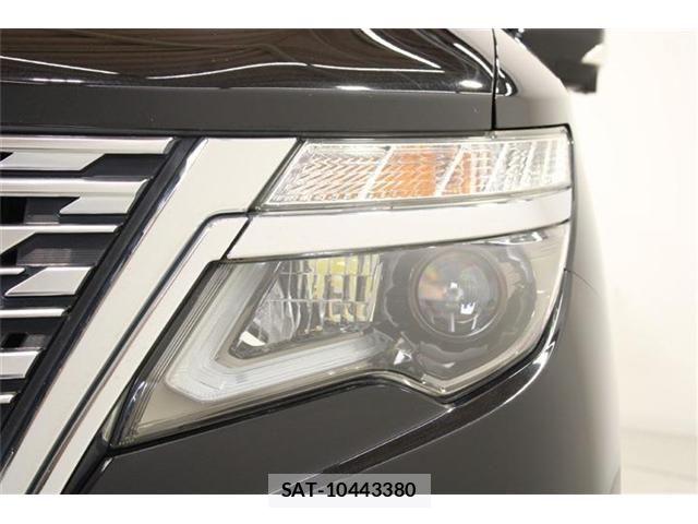 Nissan ELGRAND 2021-03 6904735-14