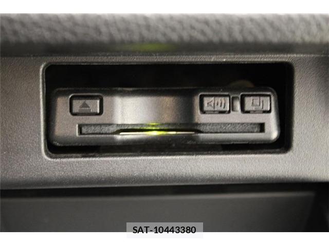 Nissan ELGRAND 2021-03 6904735-4