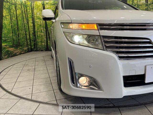 Nissan ELGRAND 2011-07 6993389-12
