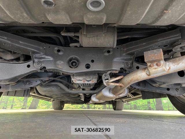 Nissan ELGRAND 2011-07 6993389-18
