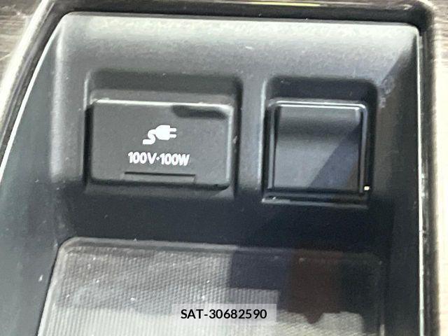 Nissan ELGRAND 2011-07 6993389-6