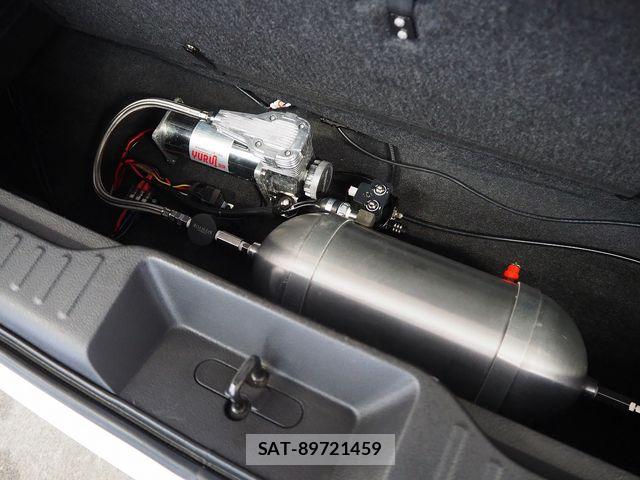 Nissan ELGRAND 2016-03 6993387-12