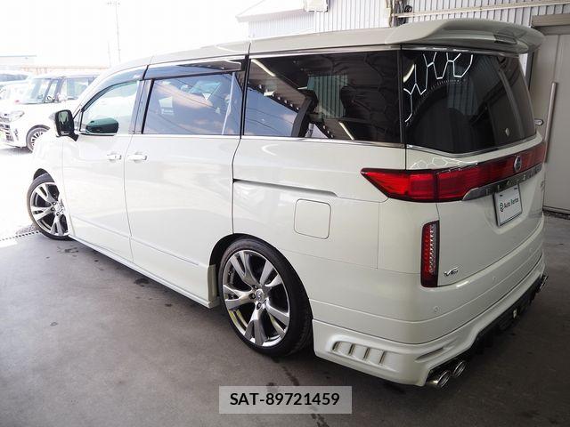 Nissan ELGRAND 2016-03 6993387-4