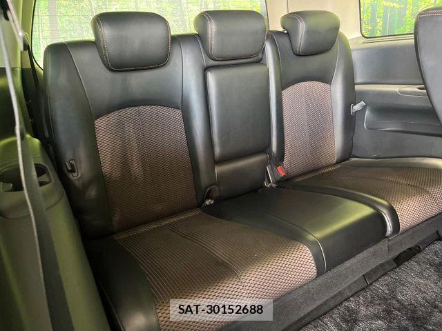 Nissan ELGRAND 2011-12 7058411-10
