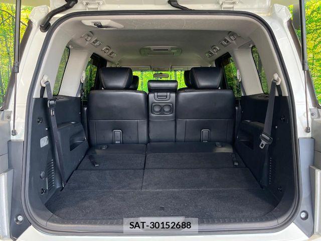 Nissan ELGRAND 2011-12 7058411-11