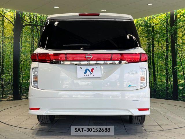 Nissan ELGRAND 2011-12 7058411-16