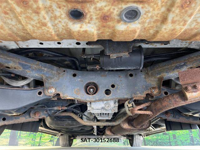 Nissan ELGRAND 2011-12 7058411-19