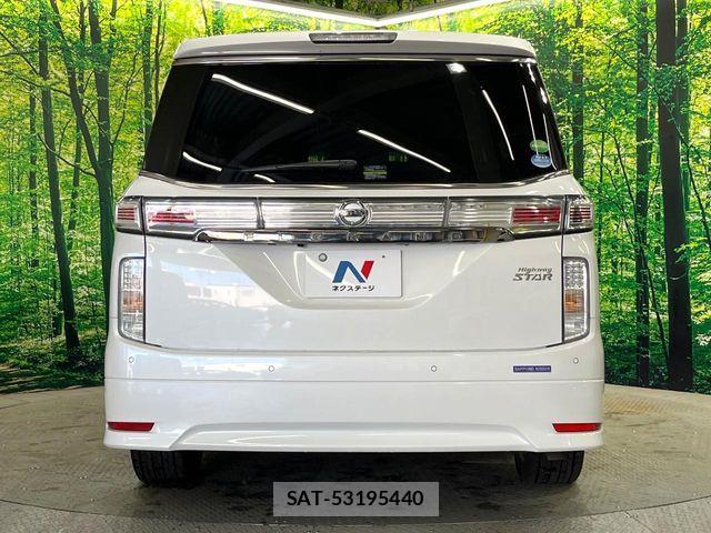Nissan ELGRAND 2021-05 7218098-15