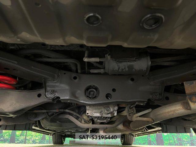 Nissan ELGRAND 2021-05 7218098-19