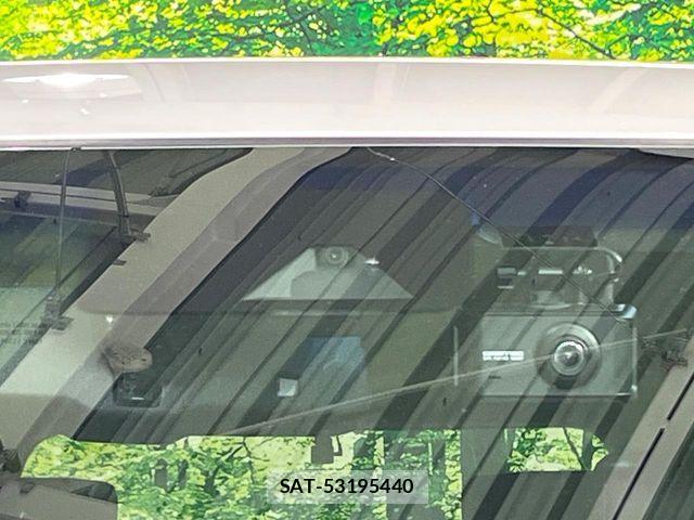 Nissan ELGRAND 2021-05 7218098-4