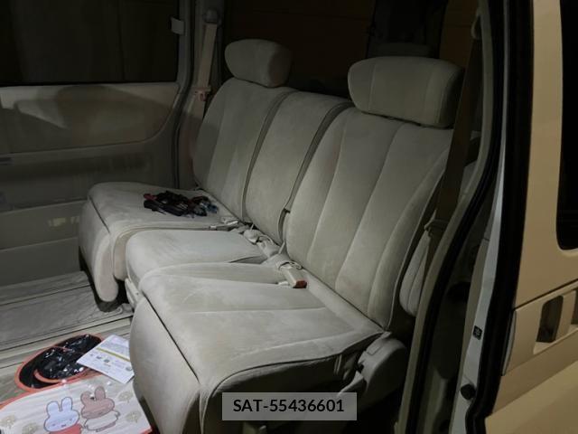 Nissan ELGRAND 2007-07 7218100-8