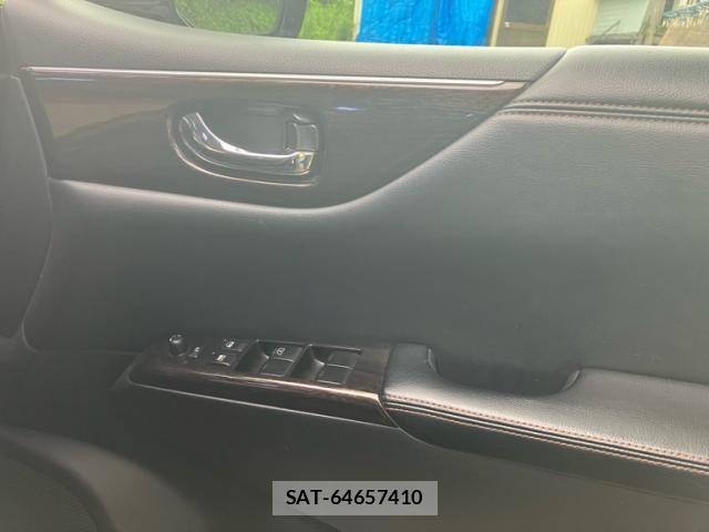 Nissan ELGRAND 2011-11 7218101-14