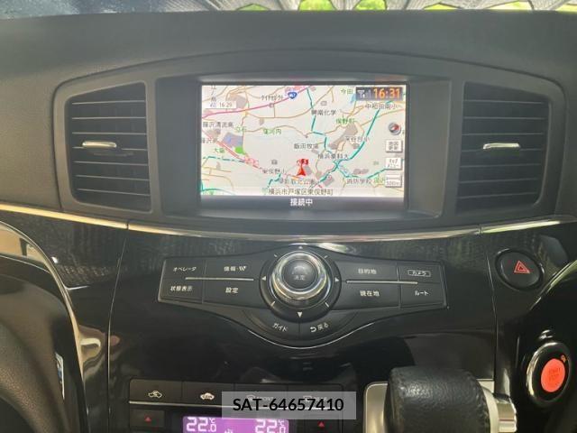 Nissan ELGRAND 2011-11 7218101-22
