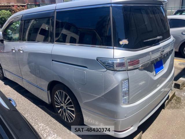 Nissan ELGRAND 2015-09 7218099-3