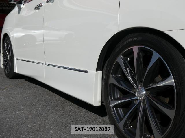 Nissan ELGRAND 2012-10 7250721-15