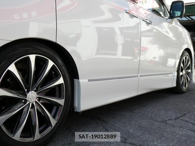 Nissan ELGRAND 2012-10 7250721-16