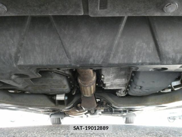 Nissan ELGRAND 2012-10 7250721-22