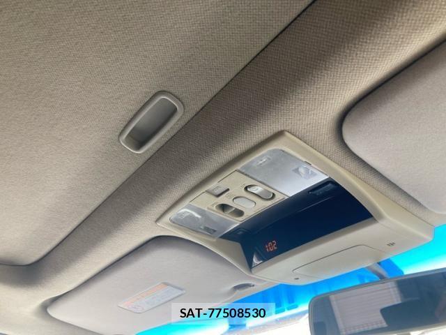 Nissan ELGRAND 2006-02 7271855-16