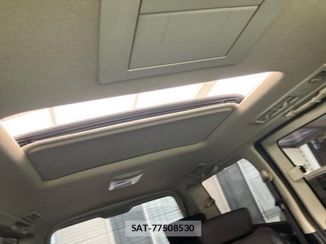Nissan ELGRAND 2006-02 7271855-17