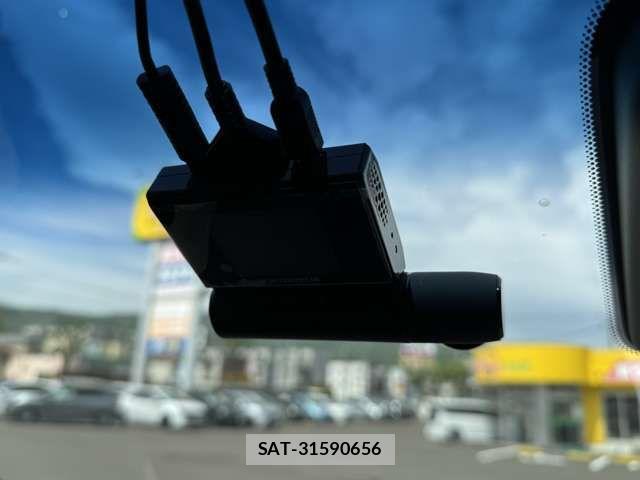 Nissan ELGRAND 2020-05 7326922-10