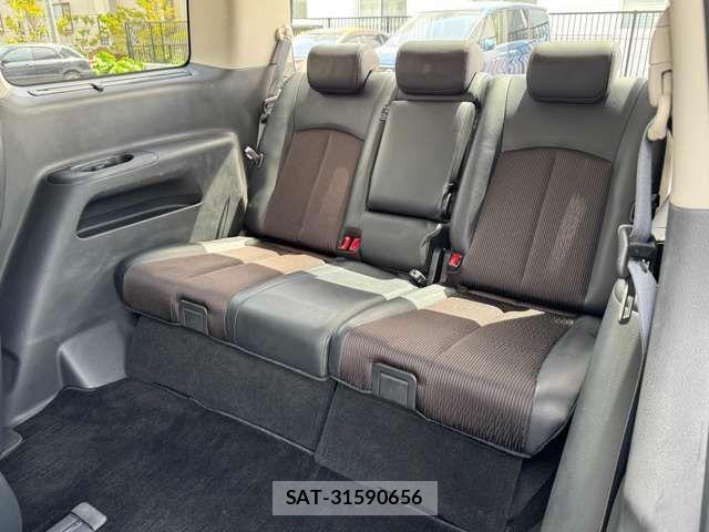 Nissan ELGRAND 2020-05 7326922-13