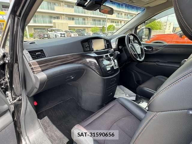 Nissan ELGRAND 2020-05 7326922-22