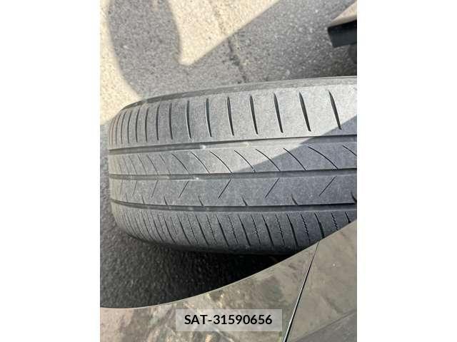 Nissan ELGRAND 2020-05 7326922-27