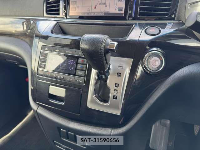 Nissan ELGRAND 2020-05 7326922-6