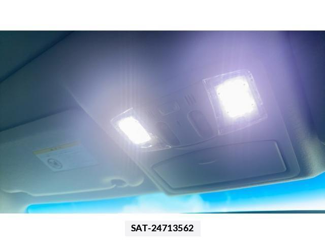 Nissan ELGRAND 2012-05 7326926-12