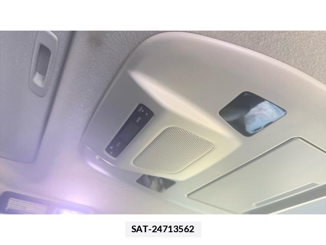 Nissan ELGRAND 2012-05 7326926-20