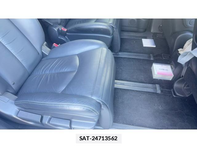Nissan ELGRAND 2012-05 7326926-24