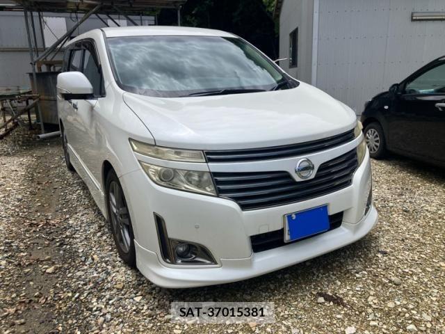Nissan ELGRAND 2012-02 7326924-0