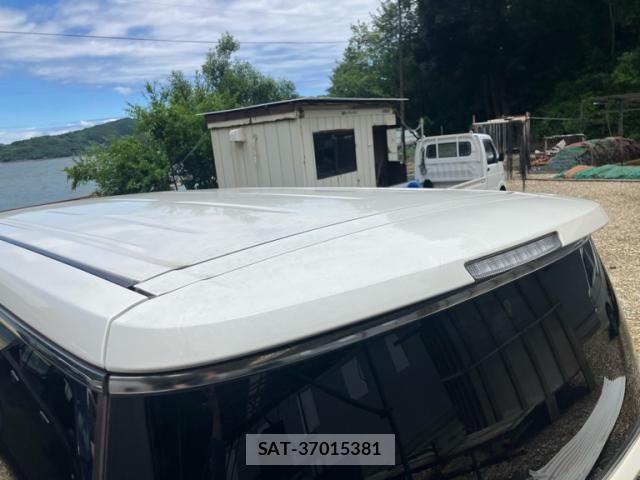 Nissan ELGRAND 2012-02 7326924-9
