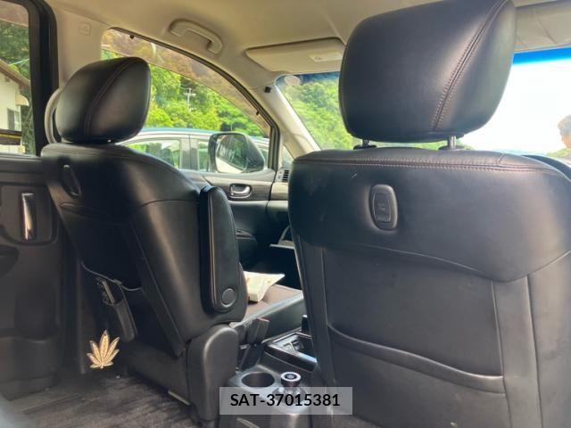 Nissan ELGRAND 2012-02 7326924-13