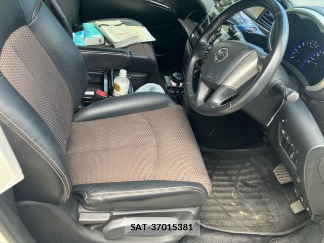 Nissan ELGRAND 2012-02 7326924-18