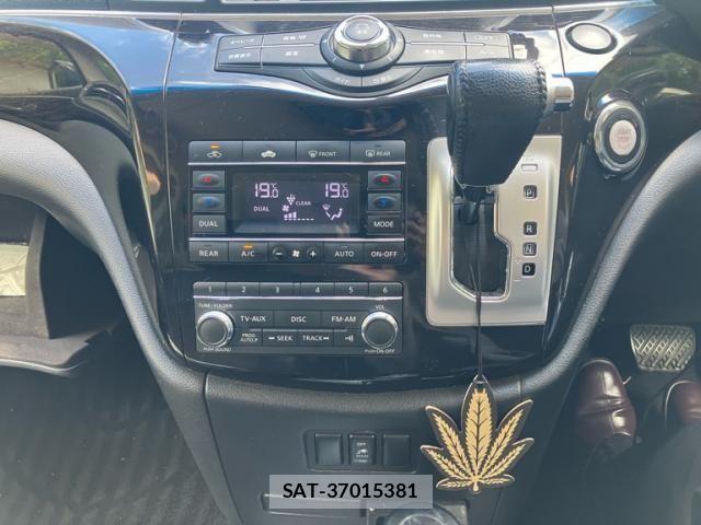 Nissan ELGRAND 2012-02 7326924-22