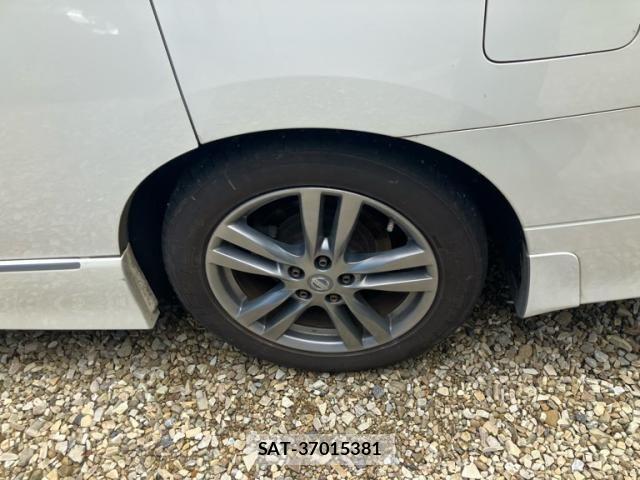 Nissan ELGRAND 2012-02 7326924-4