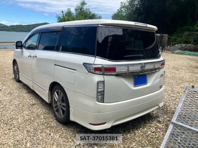 Nissan ELGRAND 2012-02 7326924-8