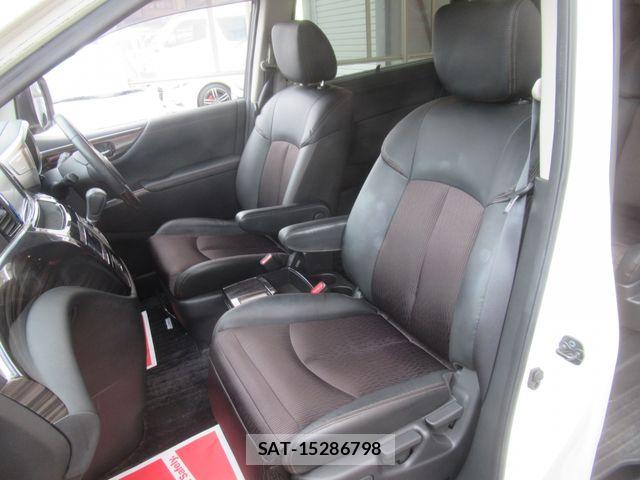 Nissan ELGRAND 2019-12 7326923-10