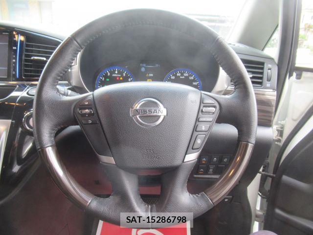 Nissan ELGRAND 2019-12 7326923-15