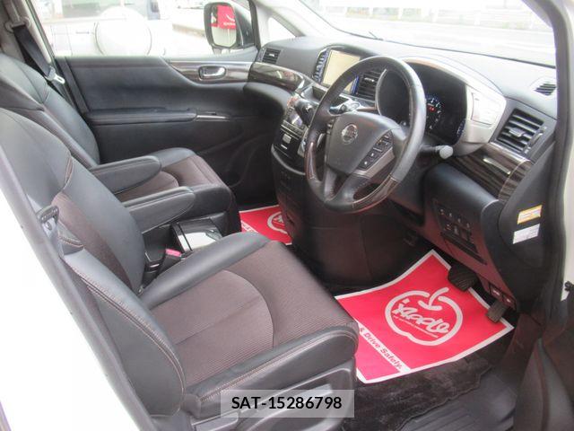 Nissan ELGRAND 2019-12 7326923-5
