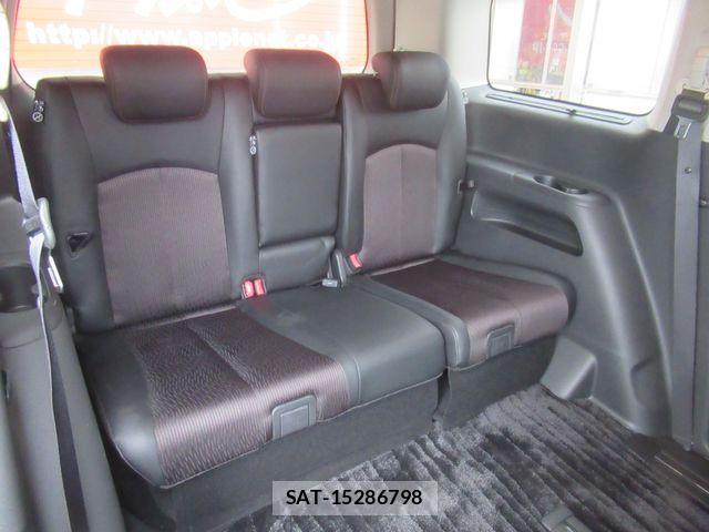 Nissan ELGRAND 2019-12 7326923-8