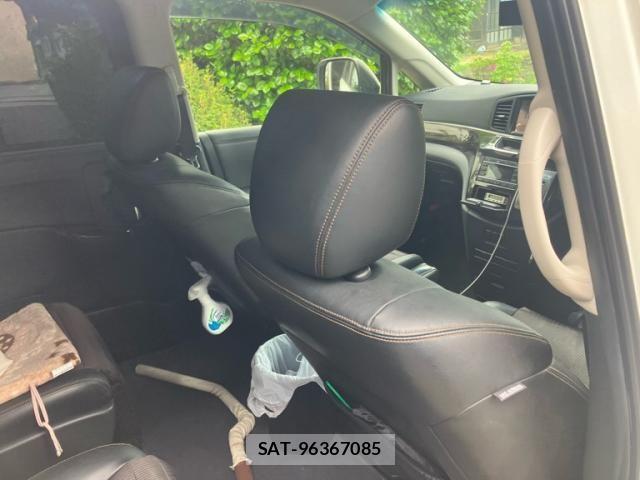 Nissan ELGRAND 2014-03 7326925-11