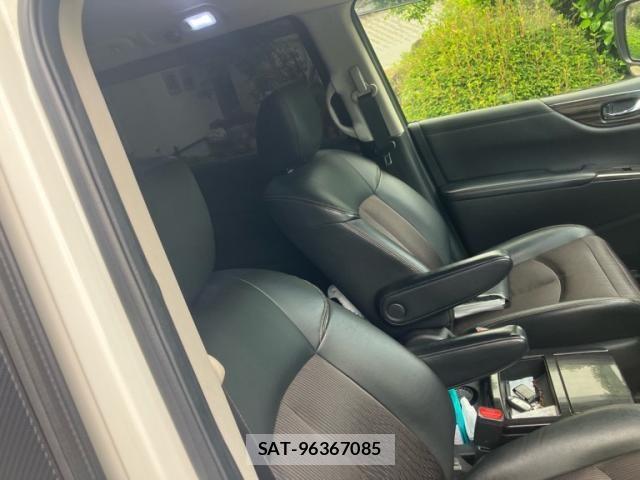 Nissan ELGRAND 2014-03 7326925-15